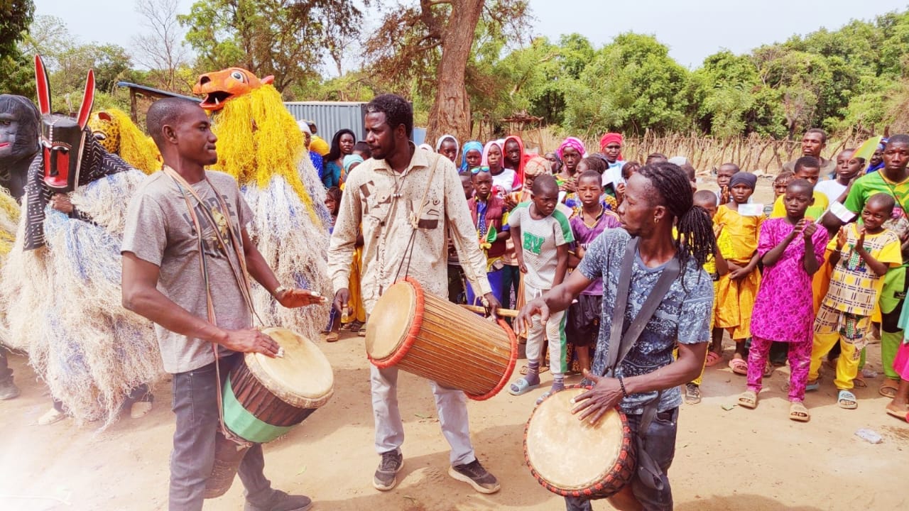 Fete aux marionnettes